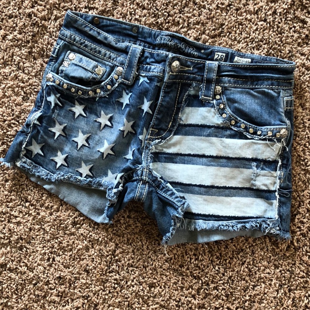 [Miss Me] Patriotic Shorts Size 28